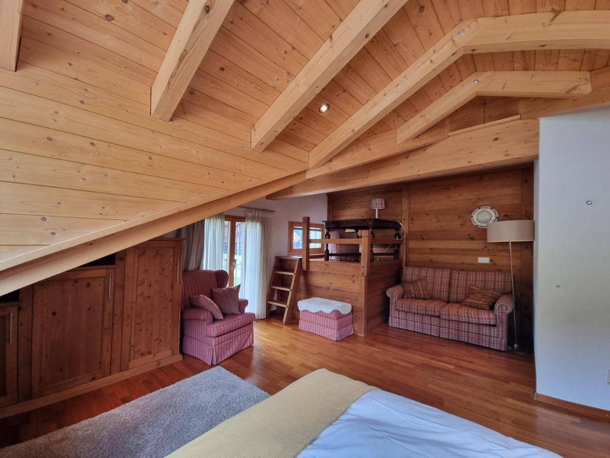 Chalet Haus Perla ซาสฟี ภายนอก รูปภาพ